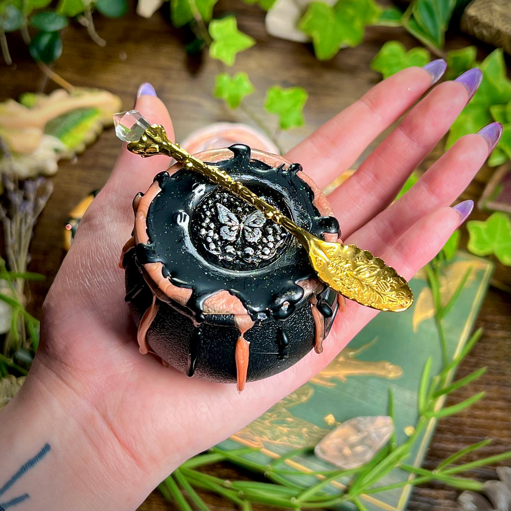 Mystery Suncatcher Cauldron