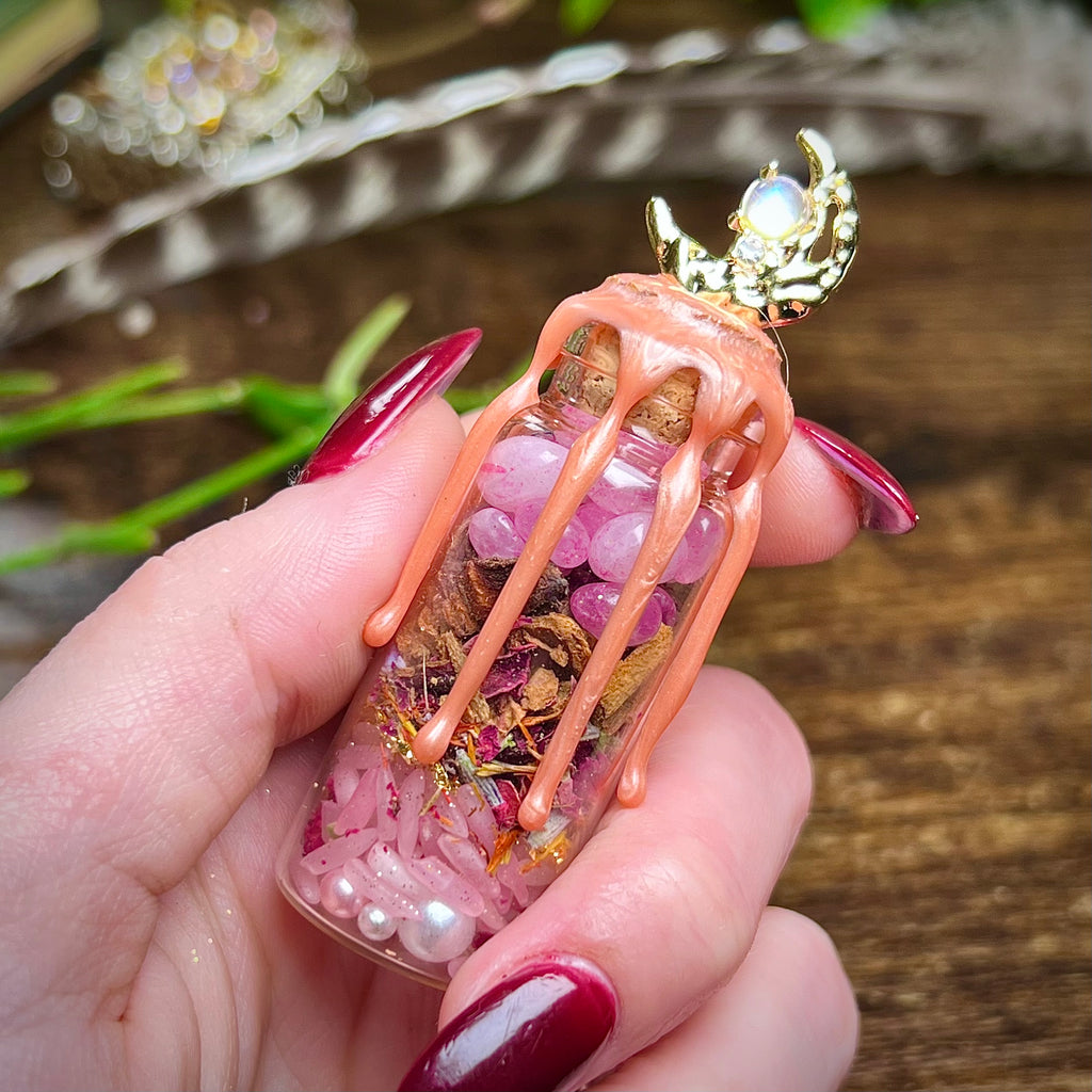 Aphrodite Kiss Spell Jar Mini