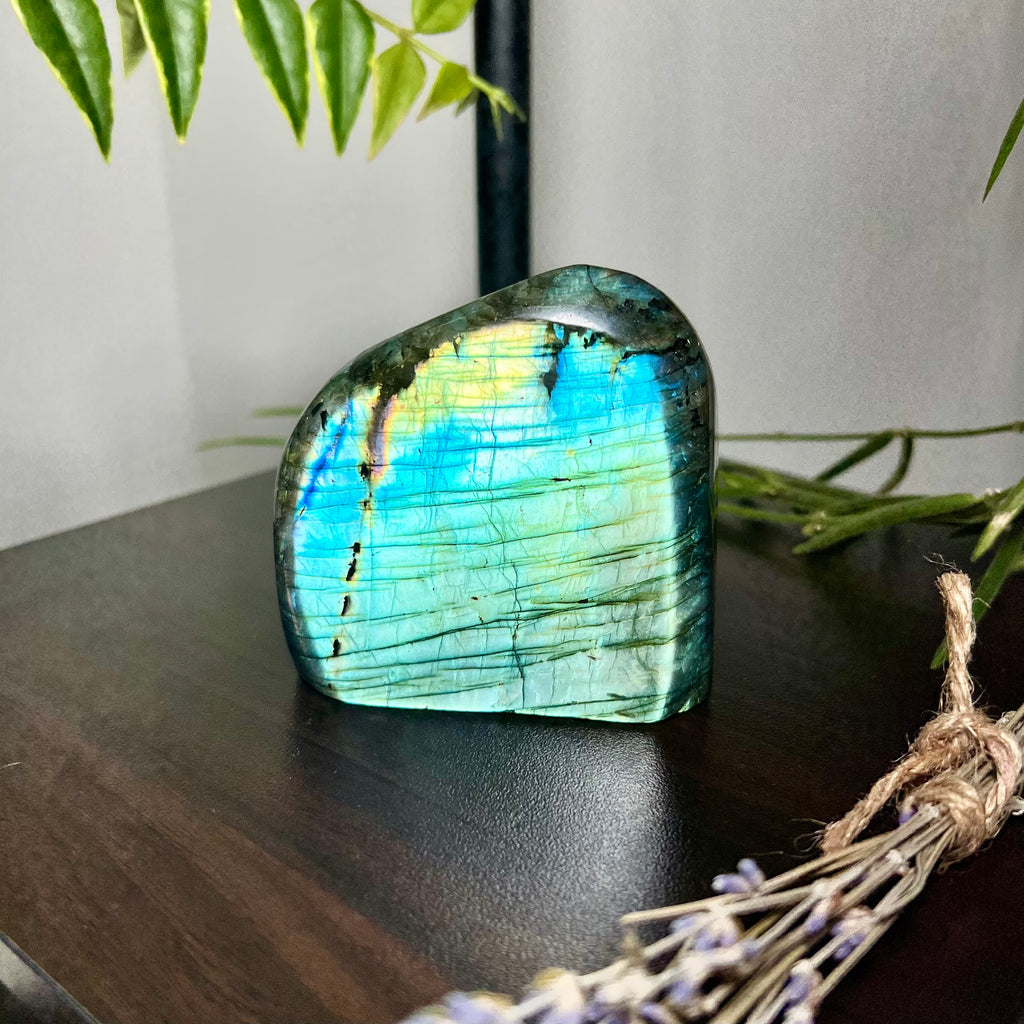 Labradorite Free Form