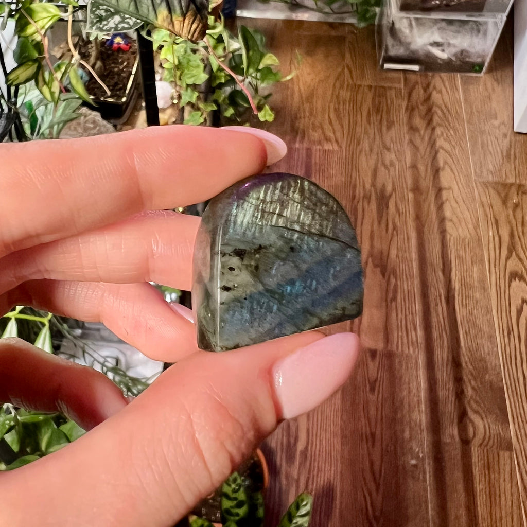 Labradorite Free Form