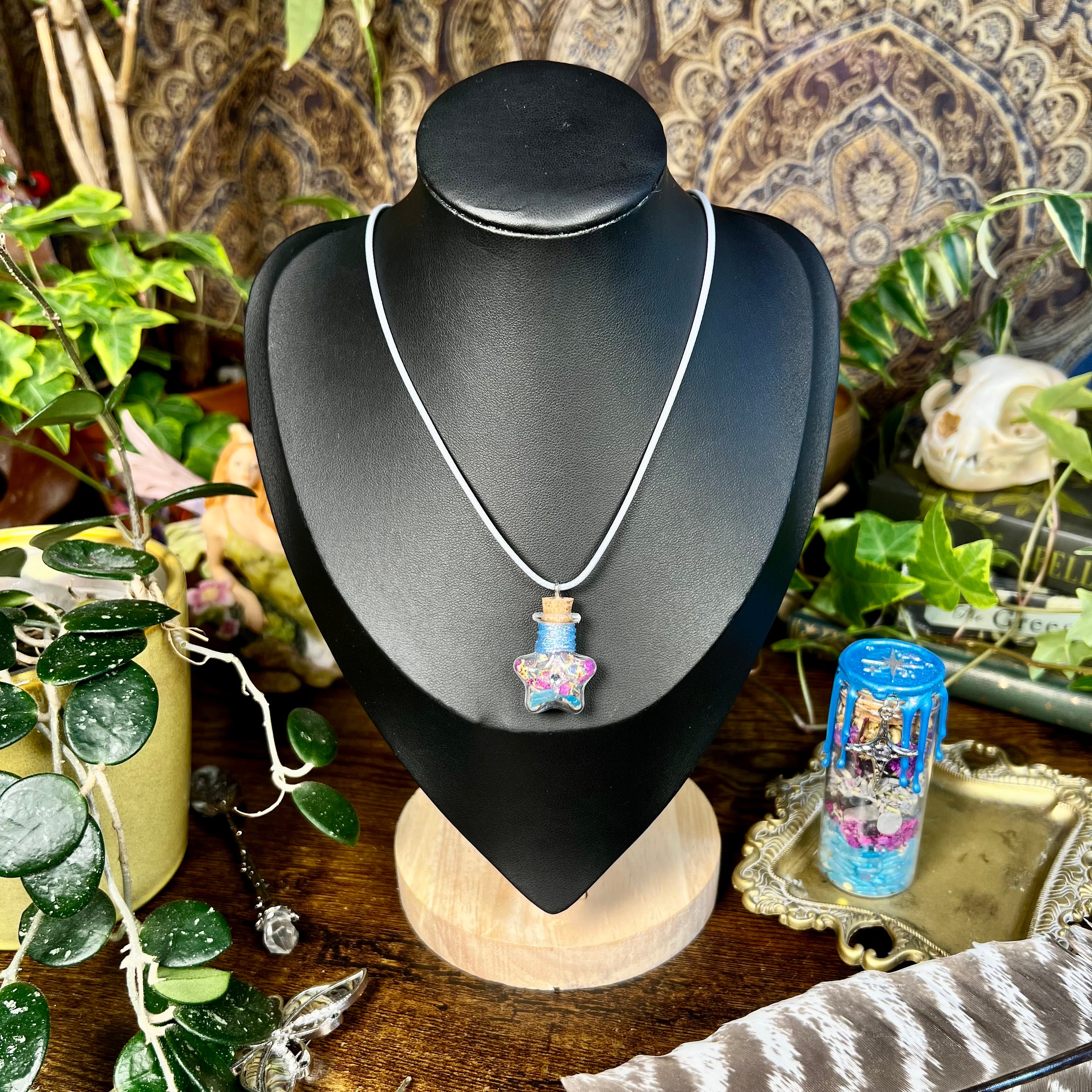 Manifestation - Lucky Star Spell Jar Necklace