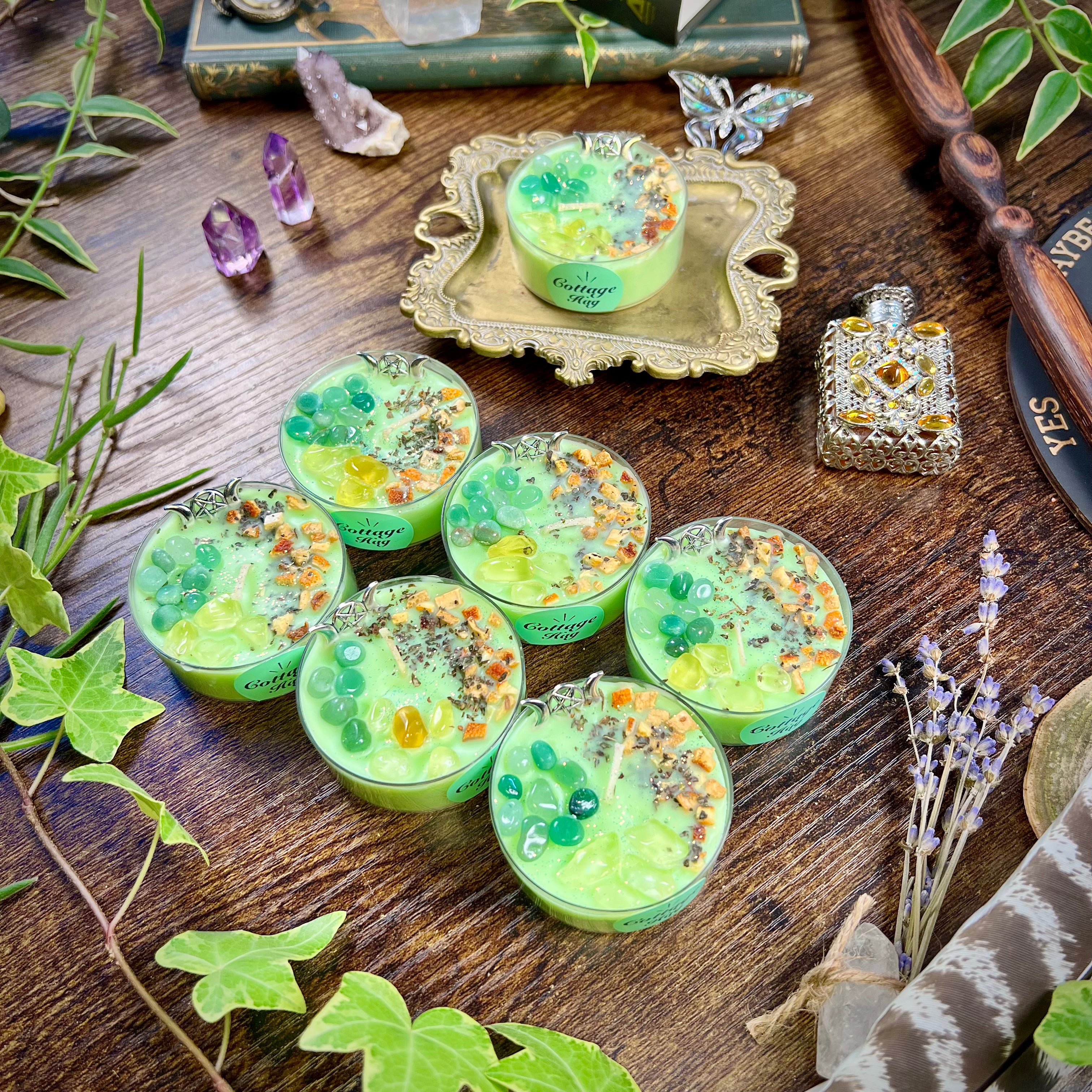 Triple Moon Manifest - Large Tealight