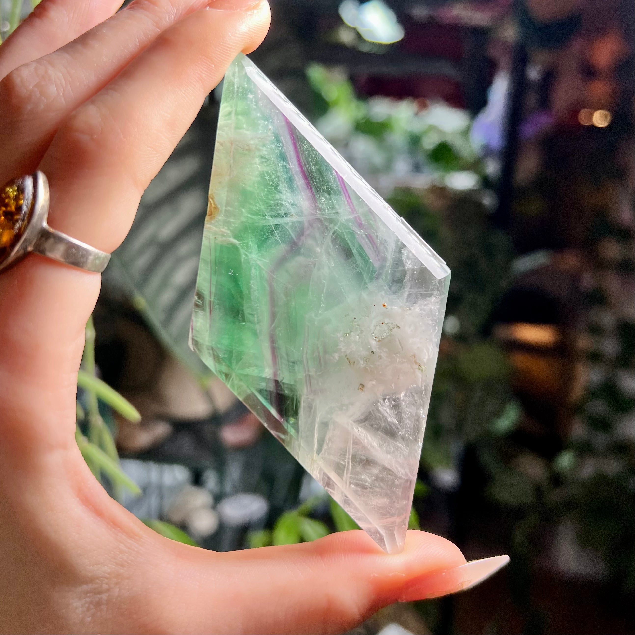 Fluorite Diamond Stand