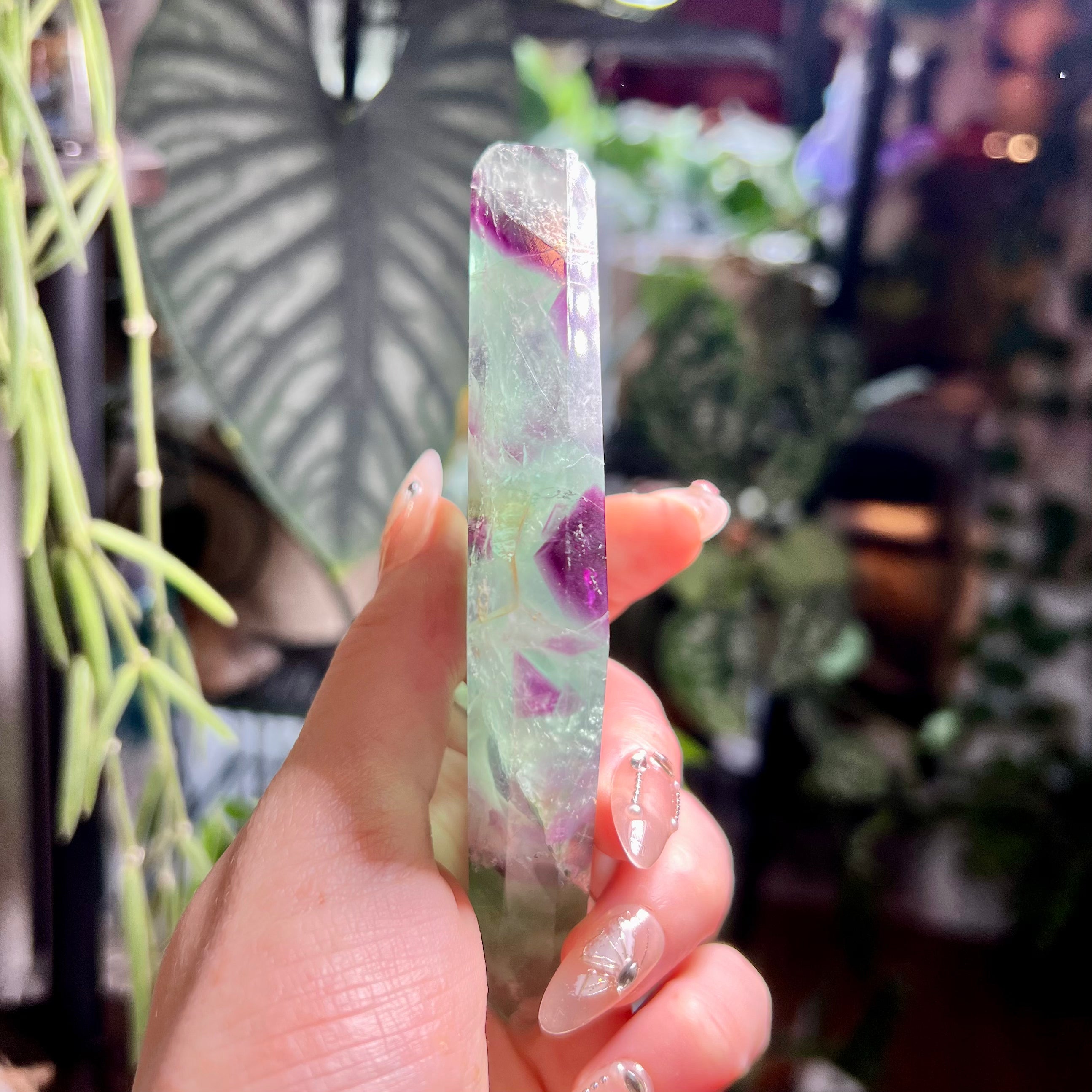 Fluorite Diamond Stand