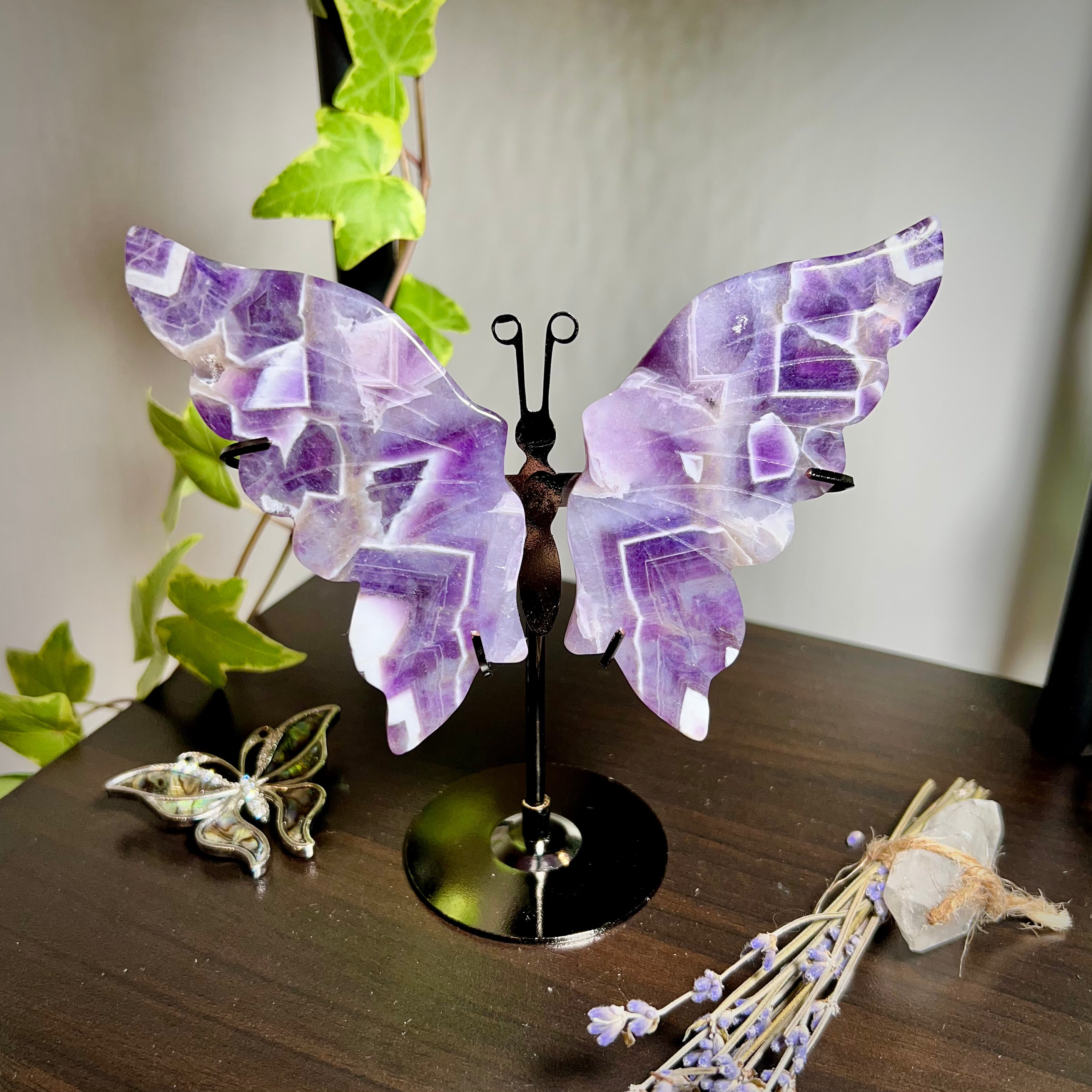 Dream Amethyst Butterfly Stand