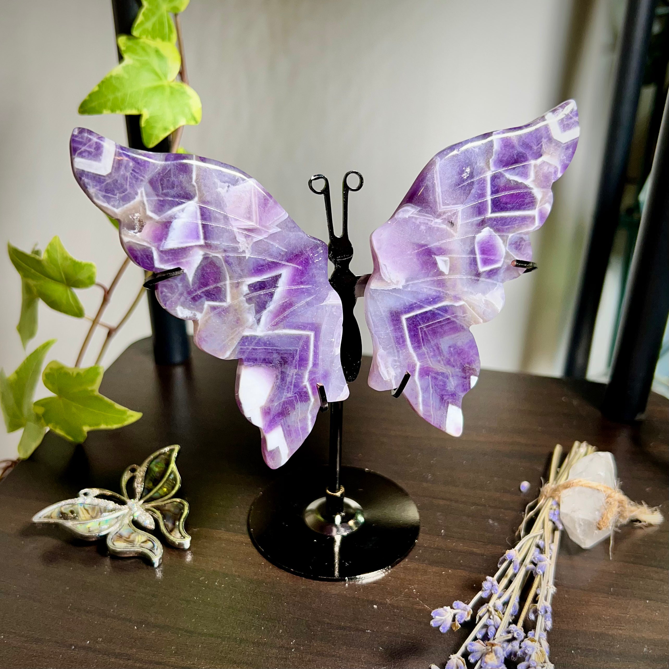 Dream Amethyst Butterfly Stand
