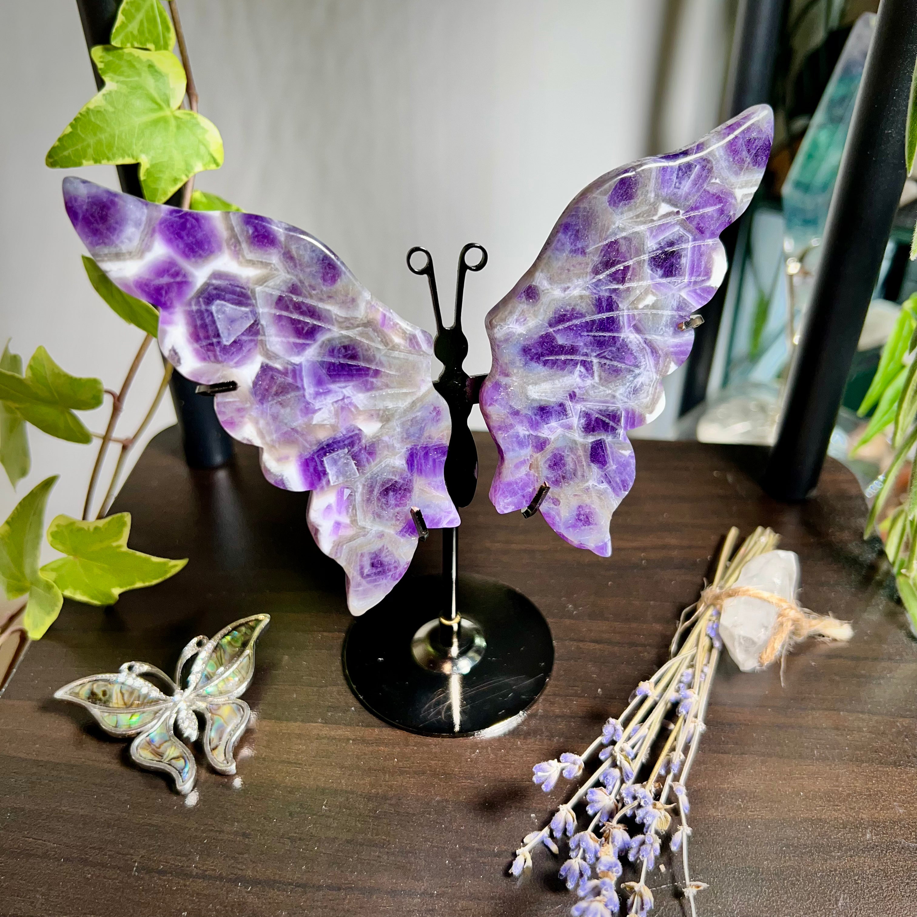 Dream Amethyst Butterfly Stand