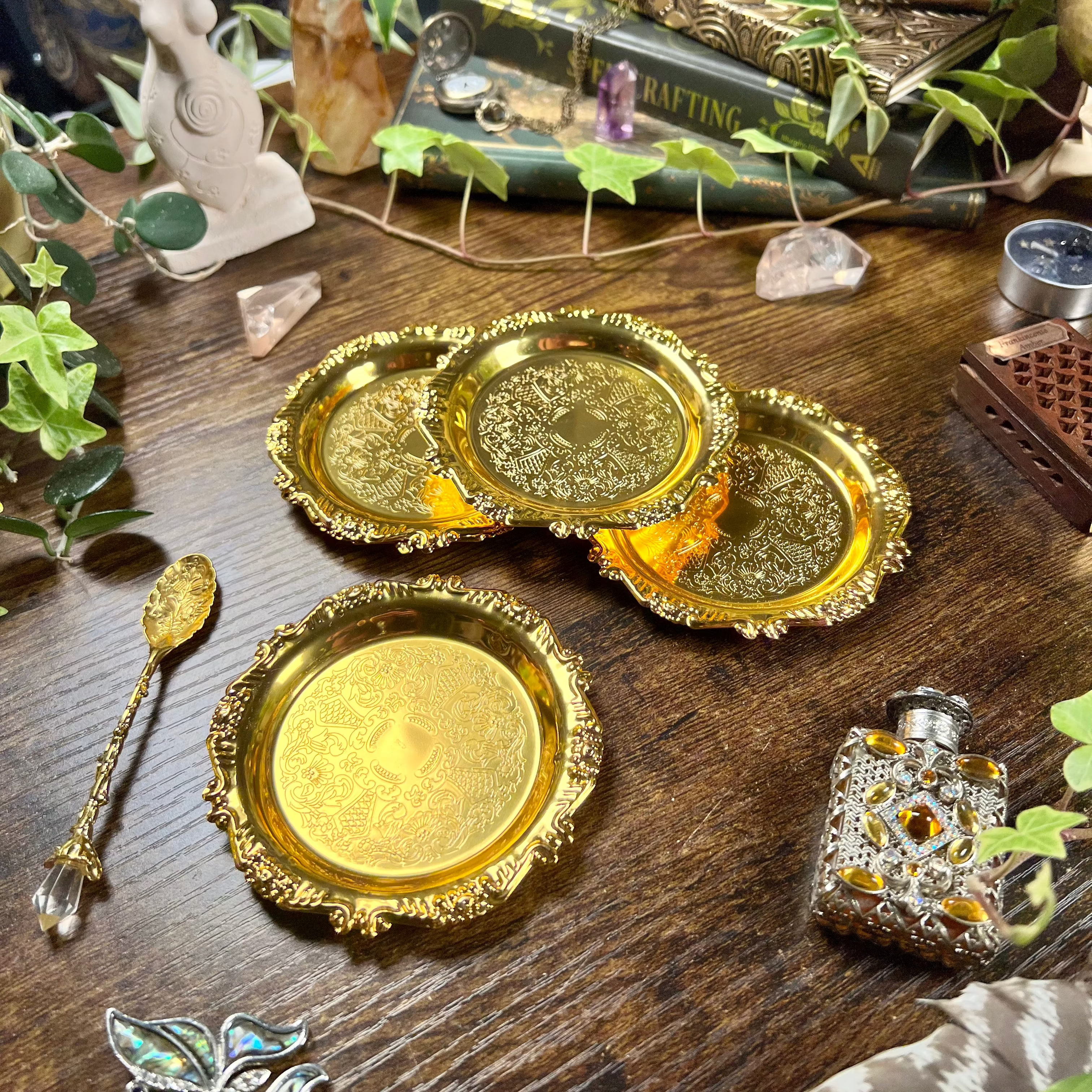 Altar Dish - Ornate Offering & Ritual Tray Gold