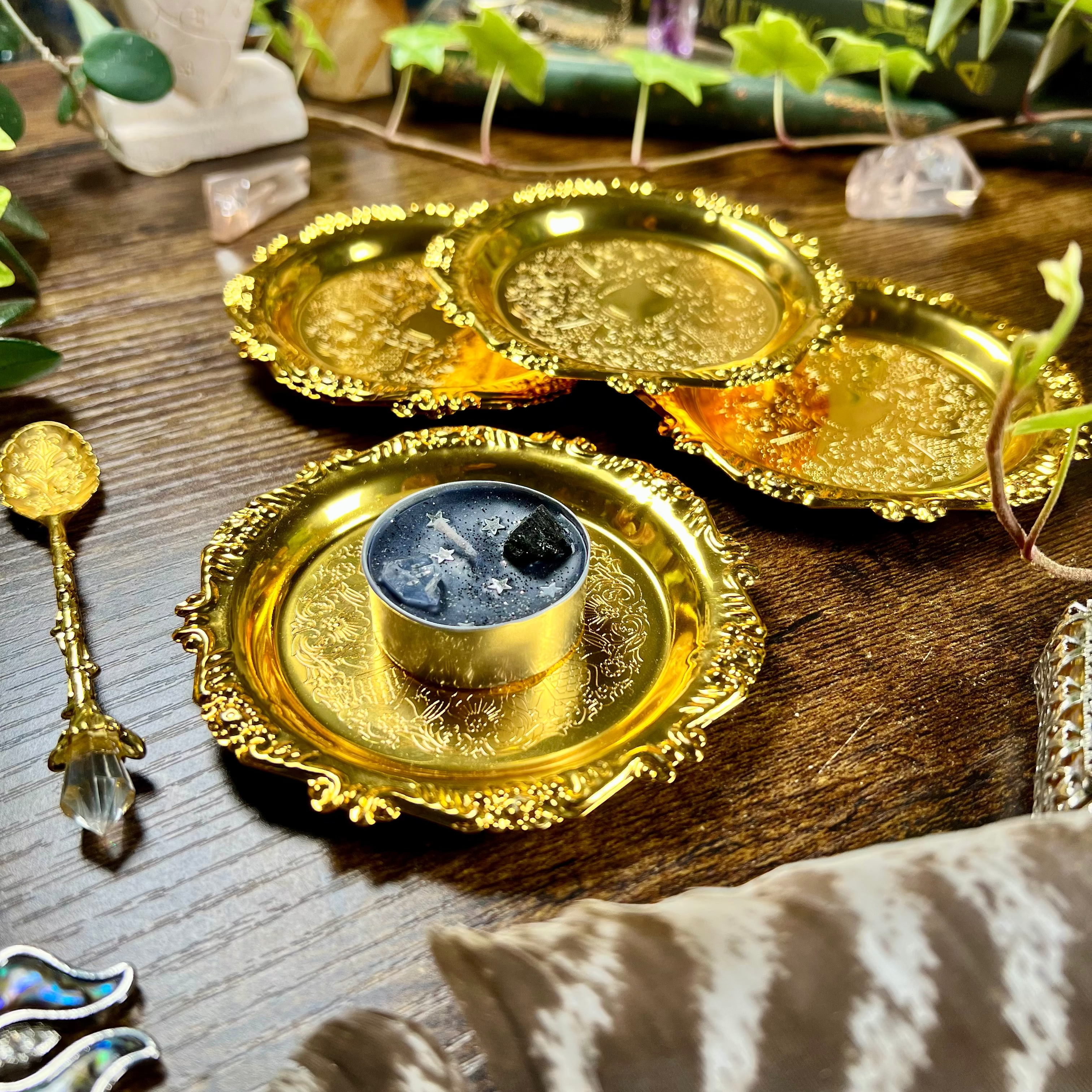 Altar Dish - Ornate Offering & Ritual Tray Gold